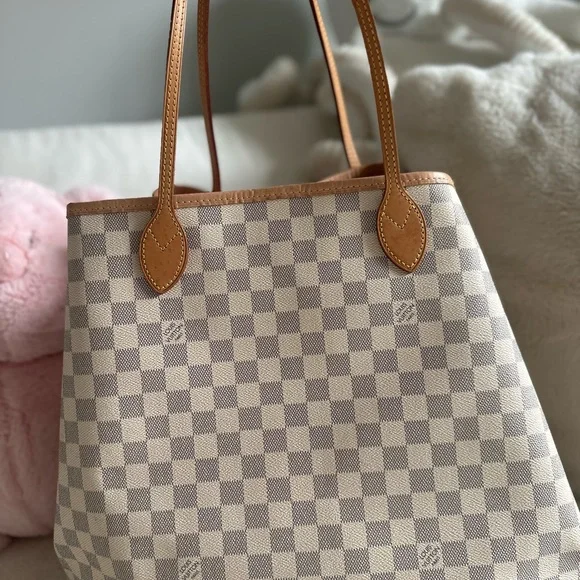 LV Neverfull GM - Picture 12 of 15